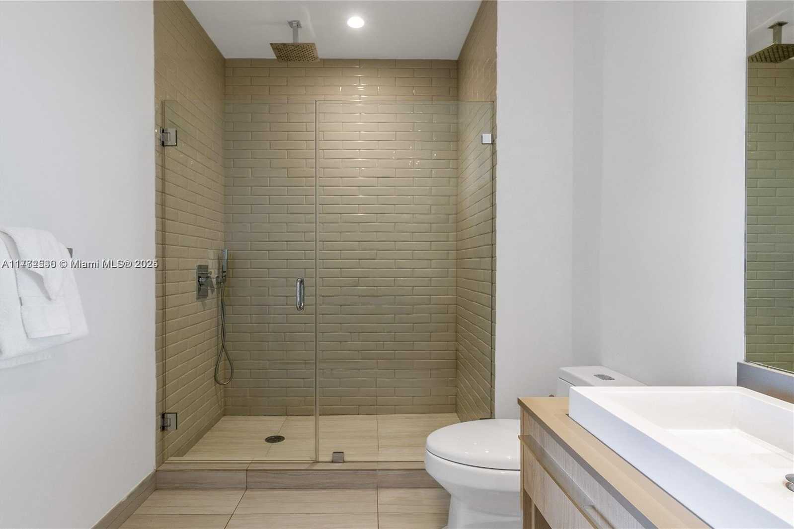 Small Image of 4010 SOUTH OCEAN DR #R406, Hollywood Number 7