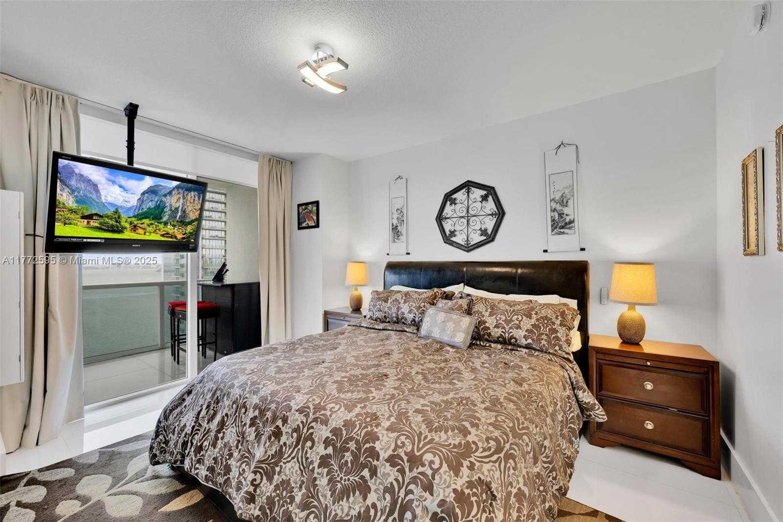 Small Image of 600 NE 27TH ST #2603, Miami Number 13