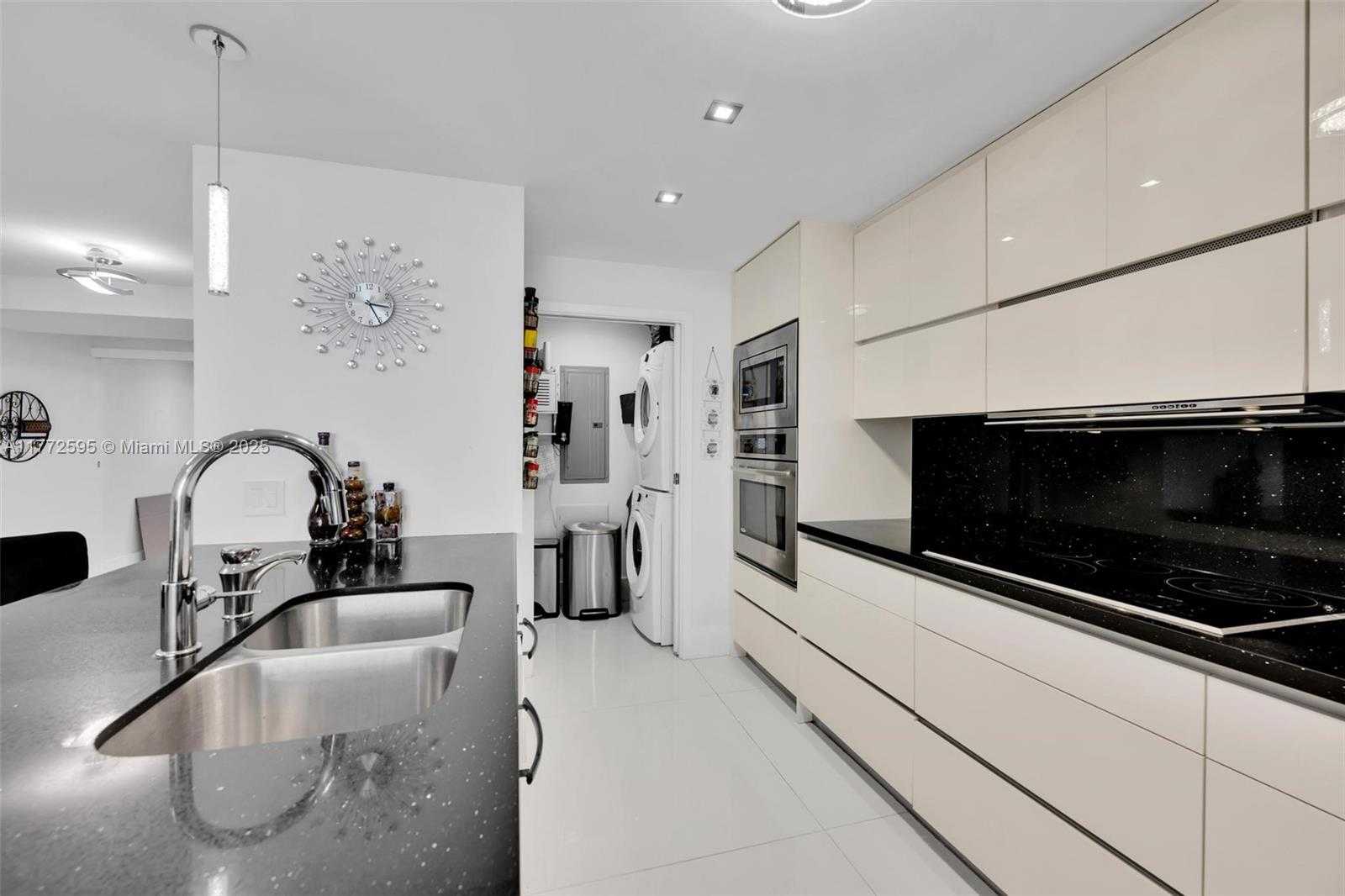Small Image of 600 NE 27TH ST #2603, Miami Number 22