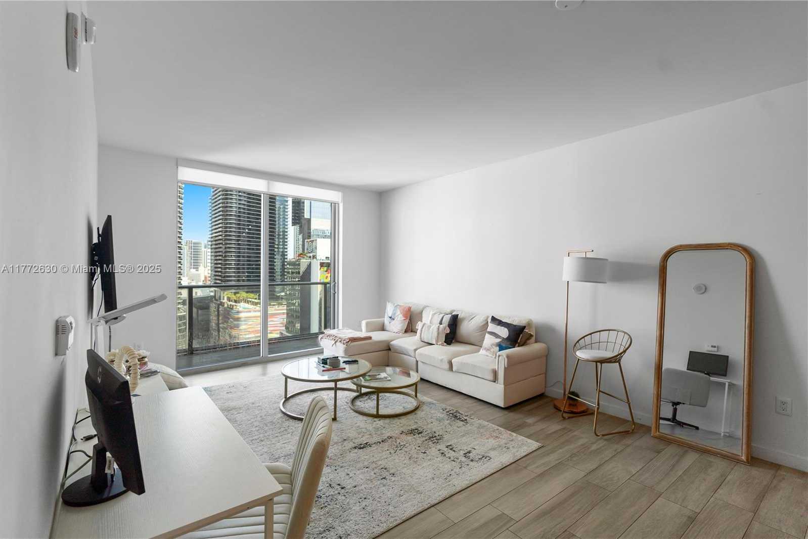 Small Image of 1100 SOUTH MIAMI AVE #2007, Miami Number 10