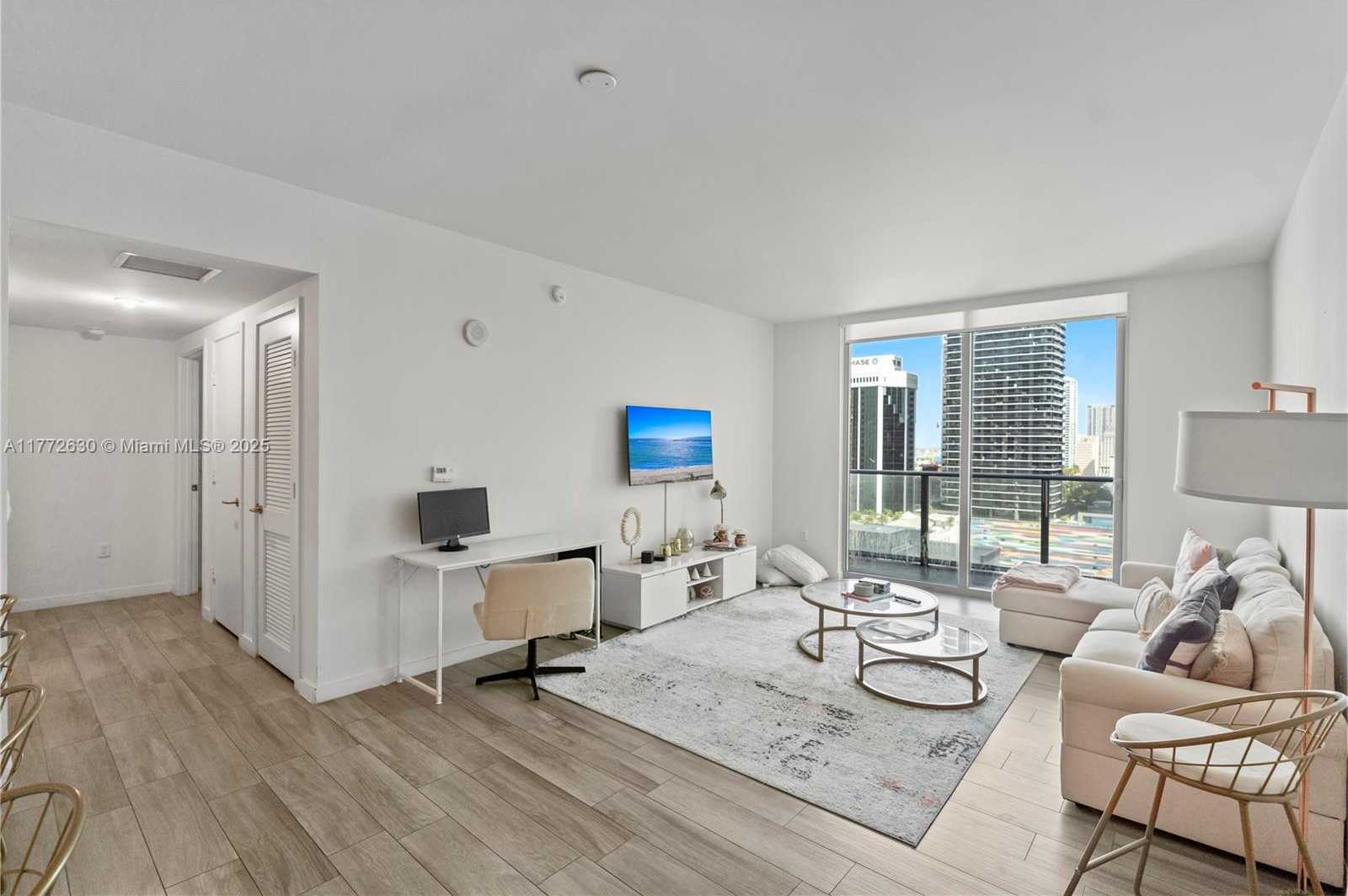 Small Image of 1100 SOUTH MIAMI AVE #2007, Miami Number 11