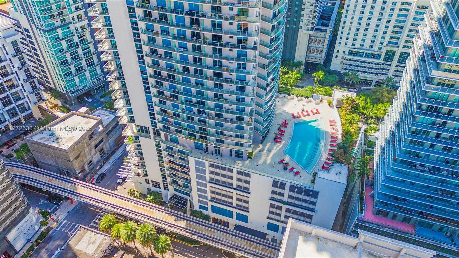 Small Image of 1100 SOUTH MIAMI AVE #2007, Miami Number 29
