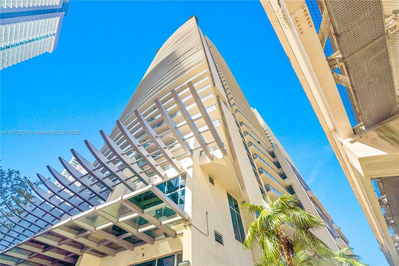 Small Image of 1100 SOUTH MIAMI AVE #2007, Miami Number 30