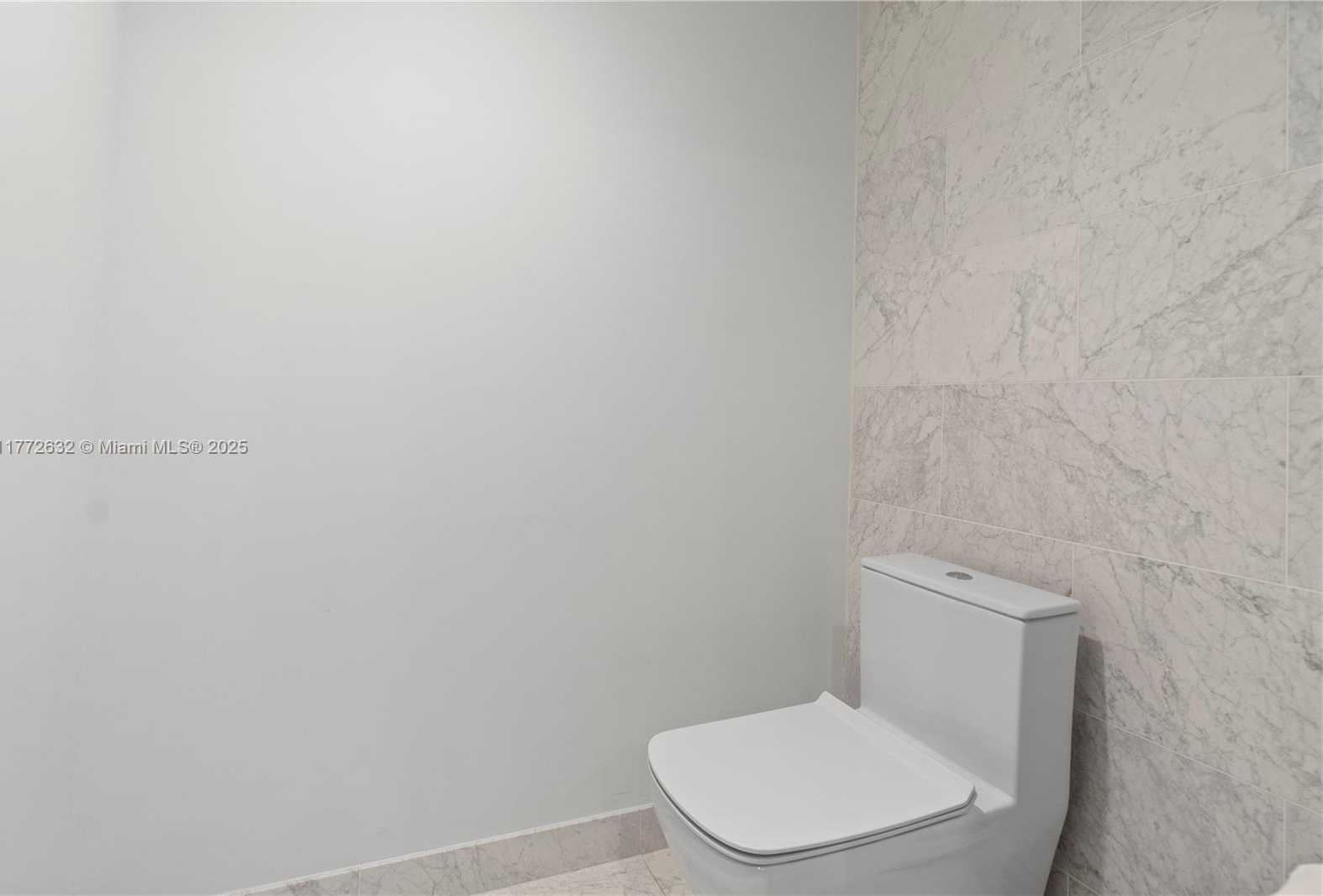 Small Image of 1000 BRICKELL PLAZA #4703, Miami Number 23
