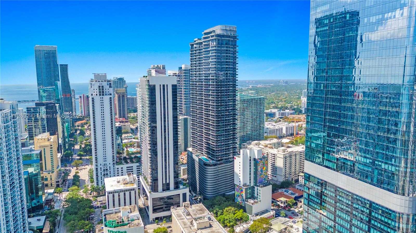 Small Image of 1000 BRICKELL PLAZA #4703, Miami Number 31