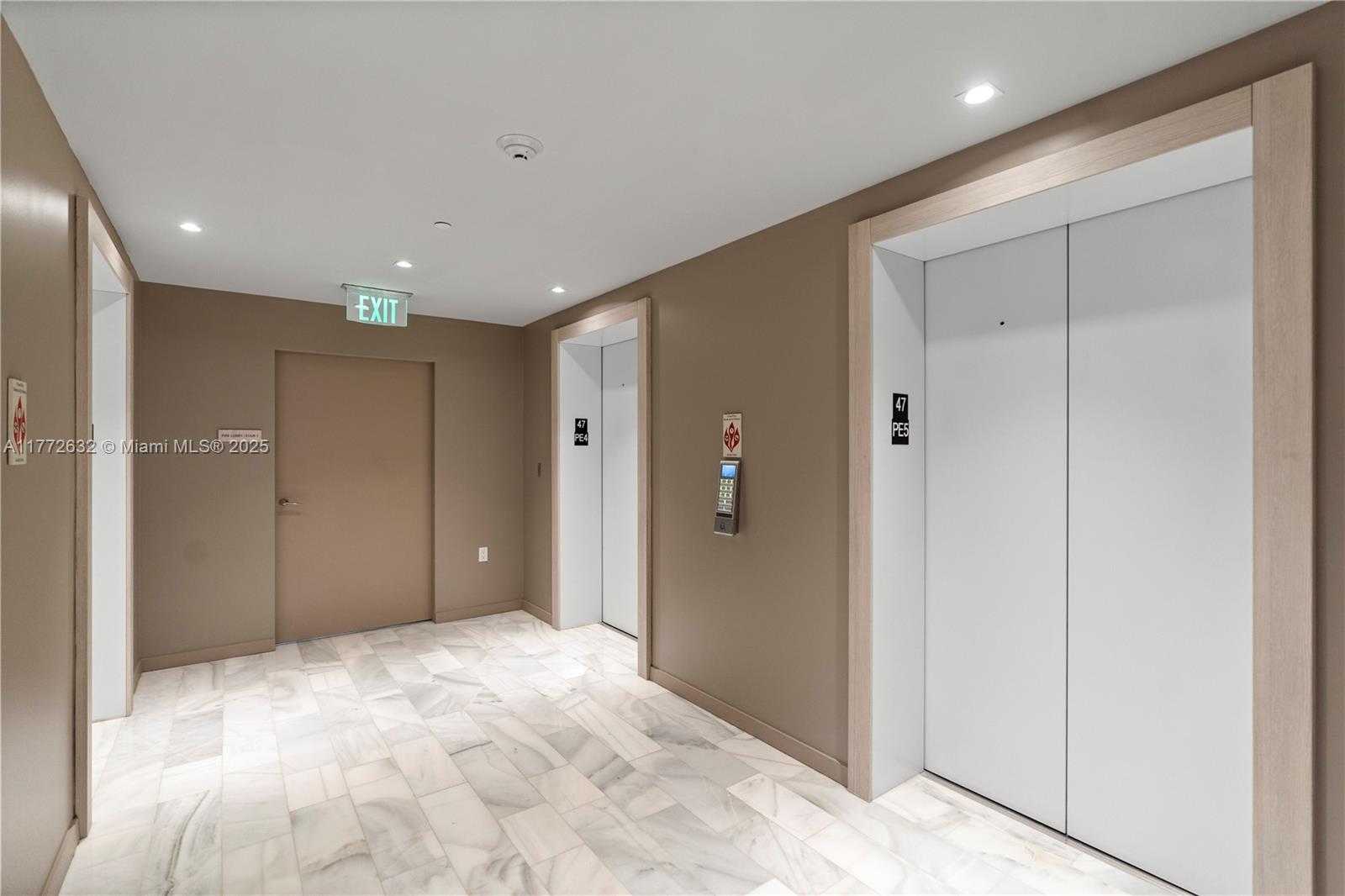 Small Image of 1000 BRICKELL PLAZA #4703, Miami Number 35