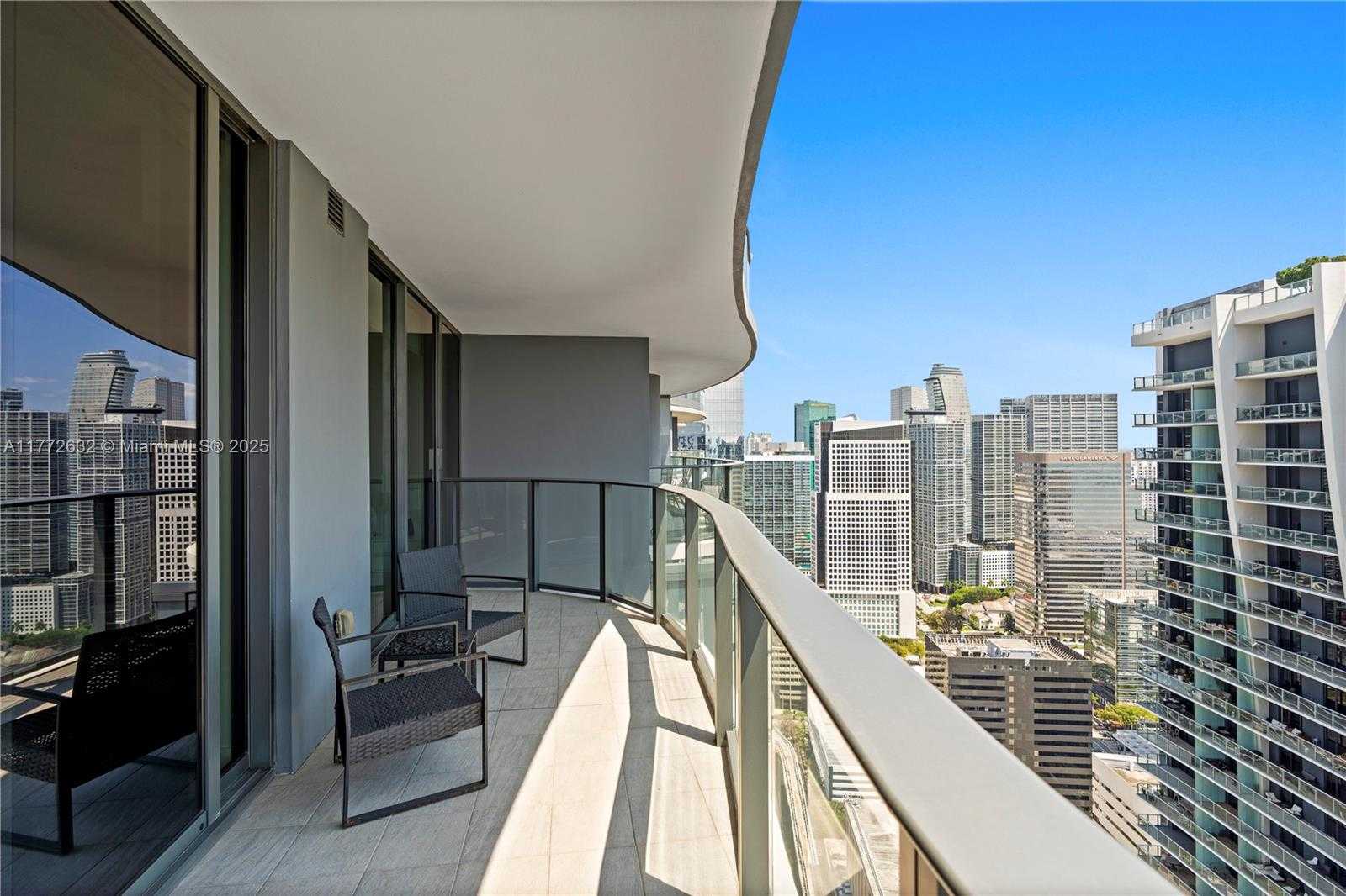 Small Image of 1000 BRICKELL PLAZA #4703, Miami Number 4