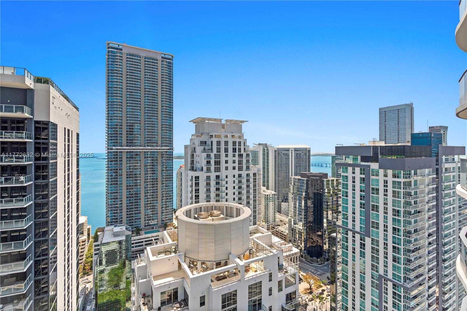 Small Image of 1000 BRICKELL PLAZA #4703, Miami Number 5