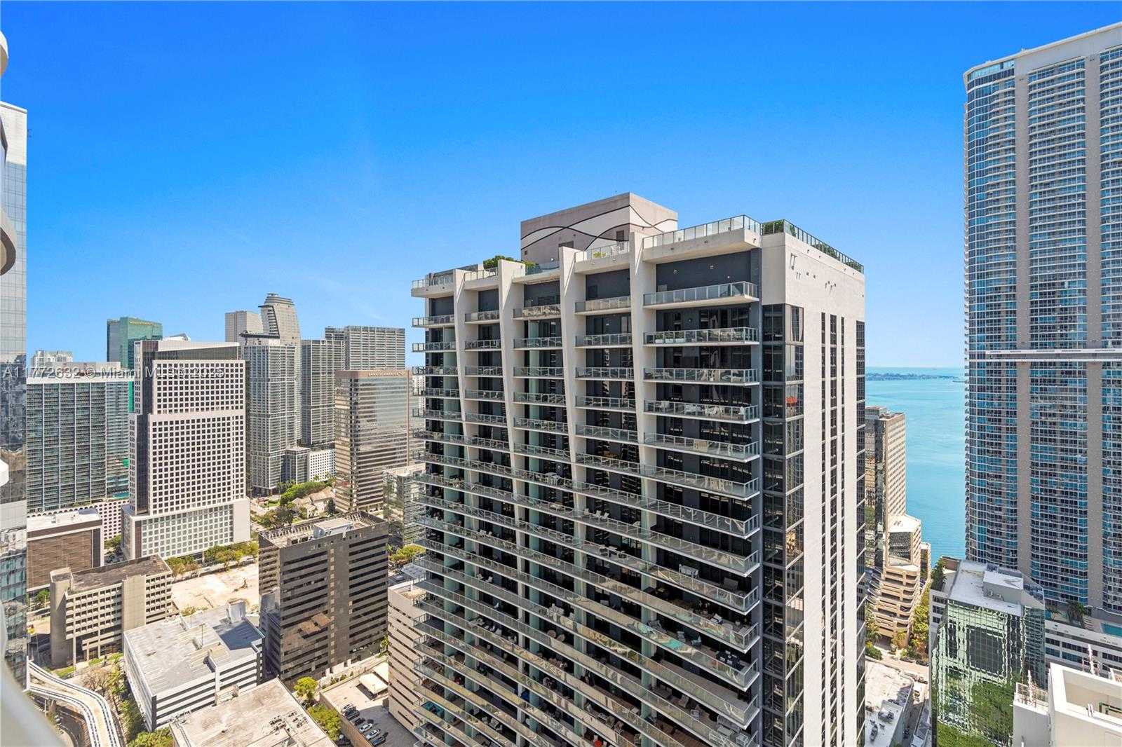 Small Image of 1000 BRICKELL PLAZA #4703, Miami Number 6