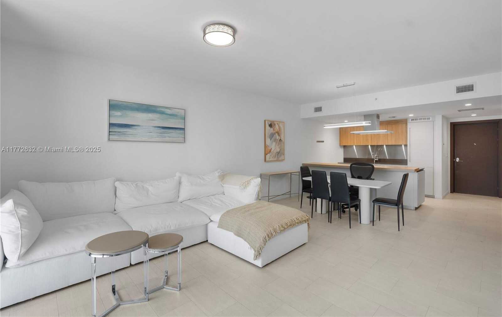 Small Image of 1000 BRICKELL PLAZA #4703, Miami Number 9