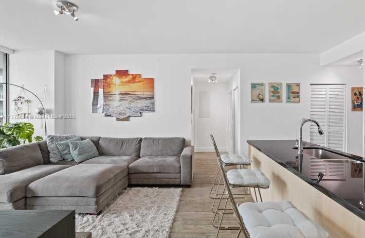 Small Image of 79 SOUTH WEST 12TH ST #3110-S, Miami Number 2