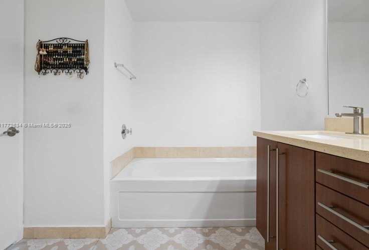 Small Image of 79 SOUTH WEST 12TH ST #3110-S, Miami Number 20