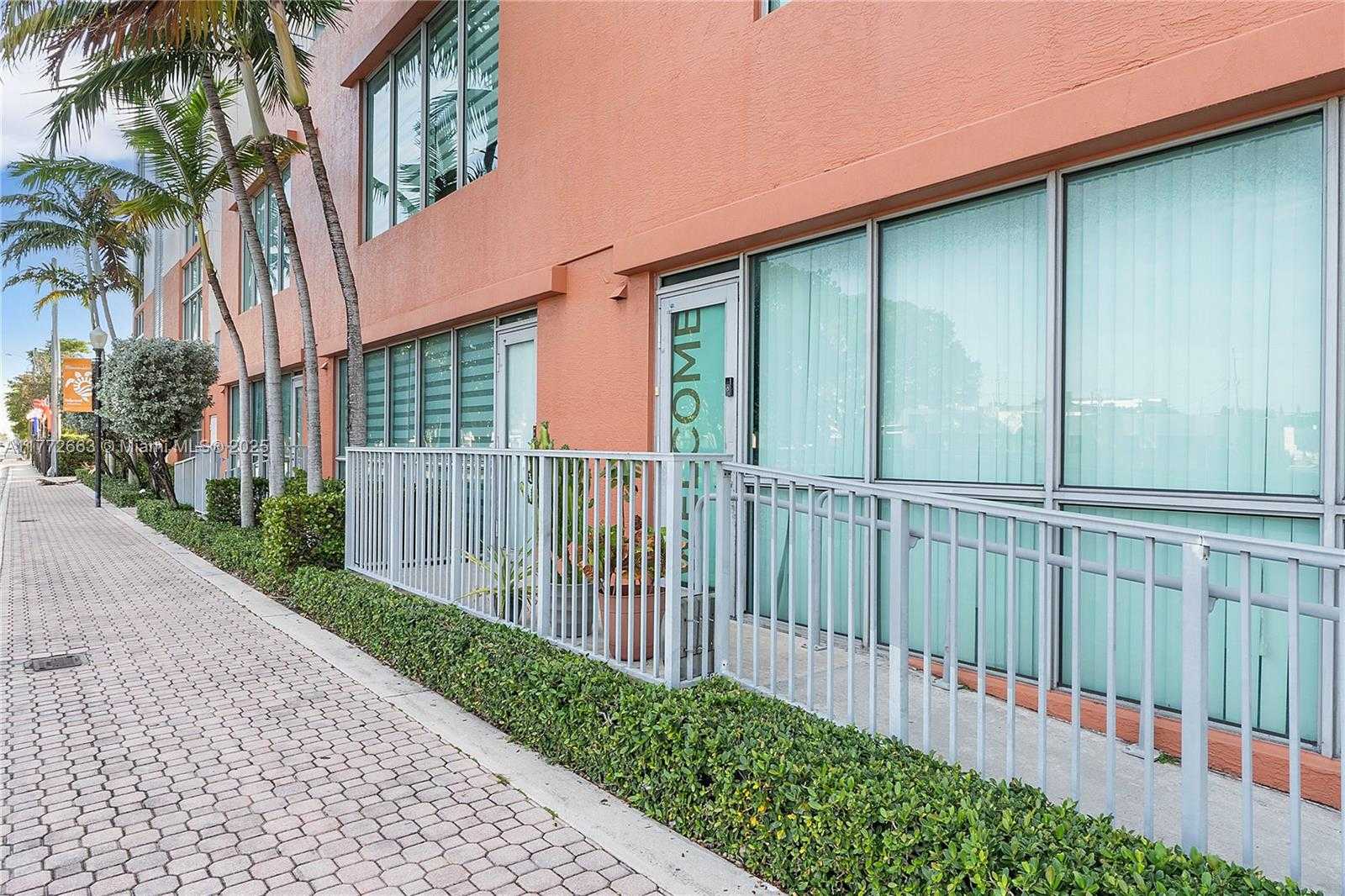 Small Image of 2100 VAN BUREN ST #102, Hollywood Number 2