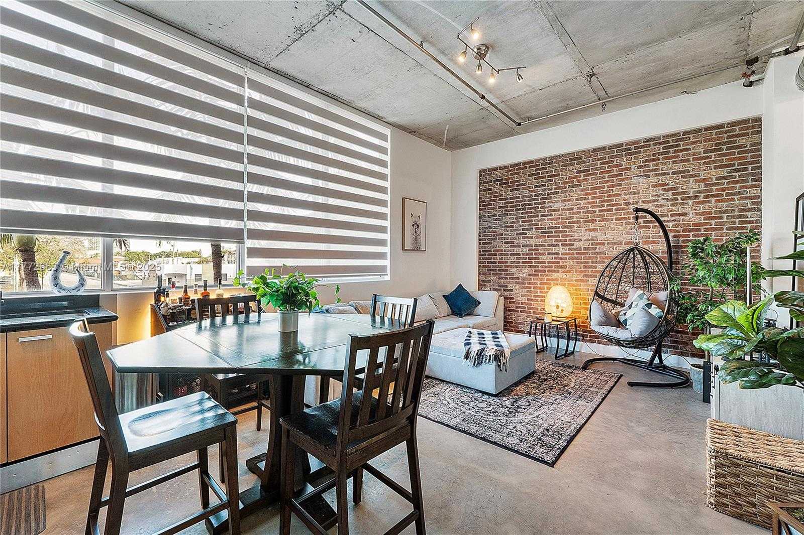 Small Image of 2100 VAN BUREN ST #102, Hollywood Number 6