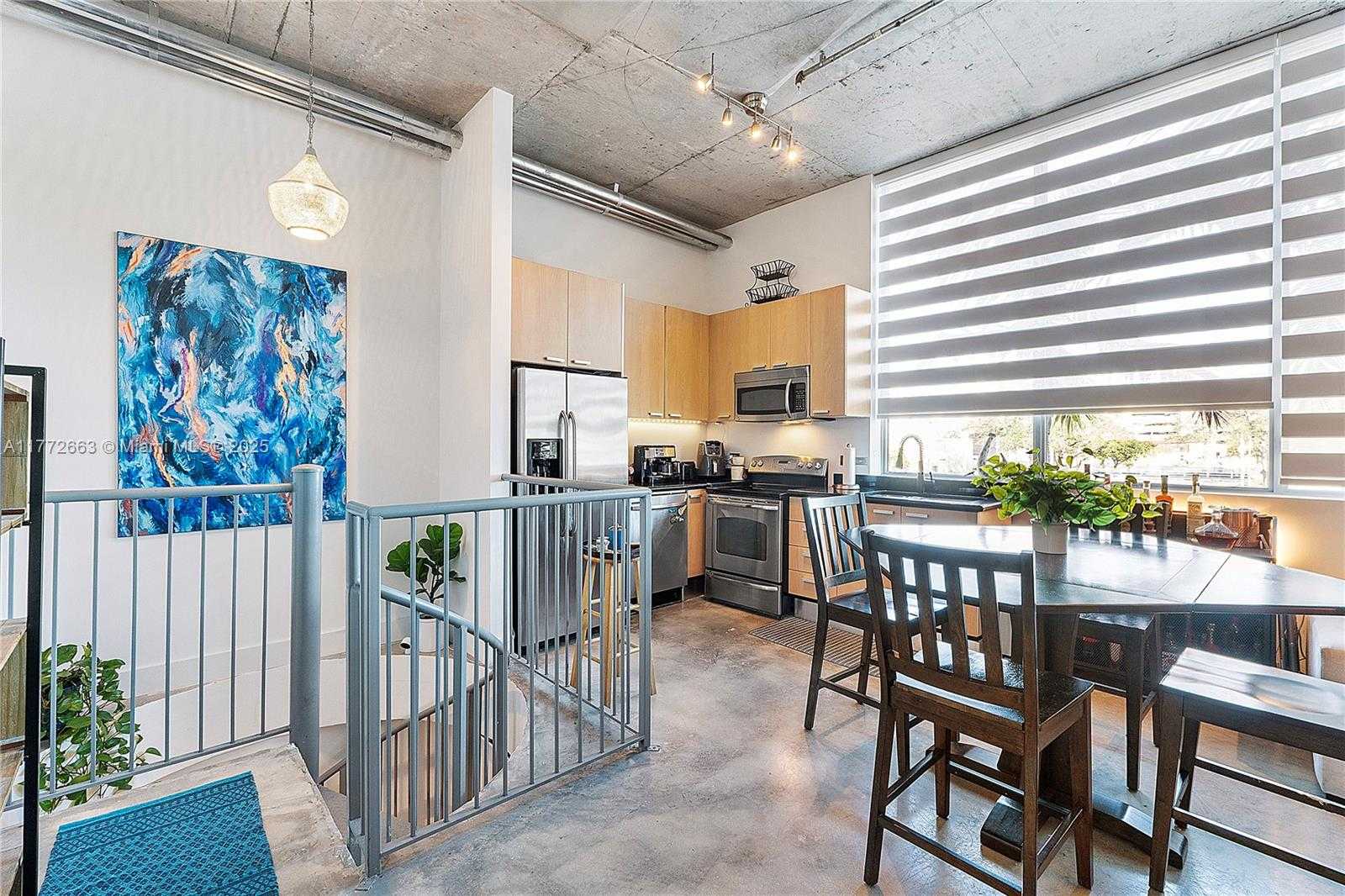 Small Image of 2100 VAN BUREN ST #102, Hollywood Number 7