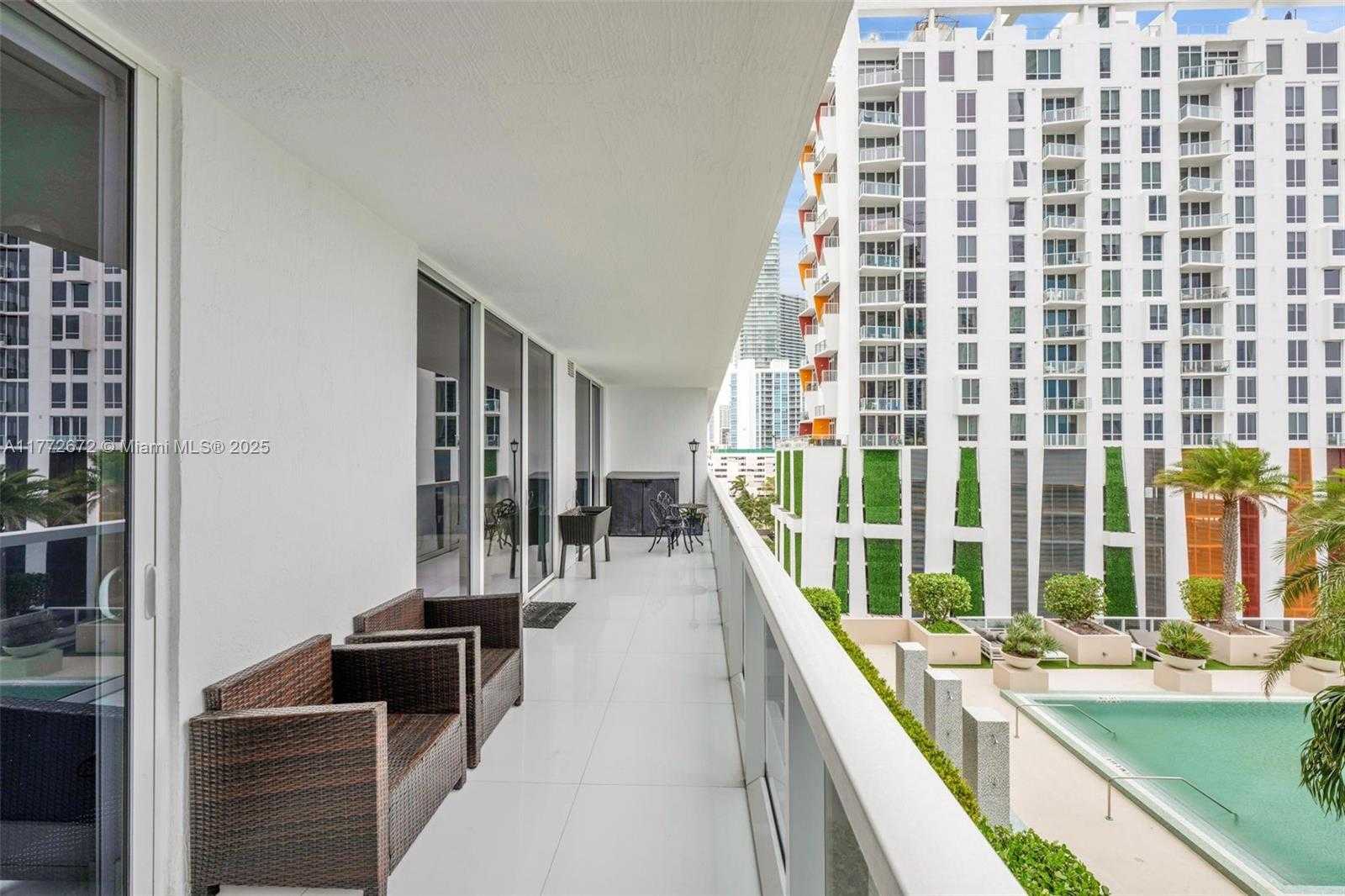 Small Image of 600 NE 27TH ST #803, Miami Number 17