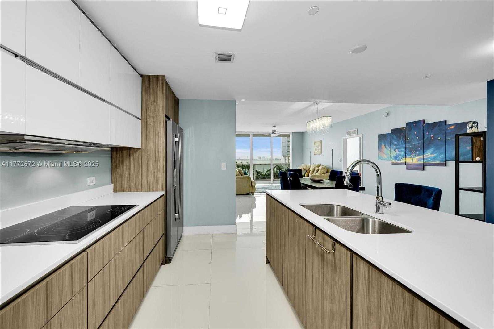 Small Image of 600 NE 27TH ST #803, Miami Number 6