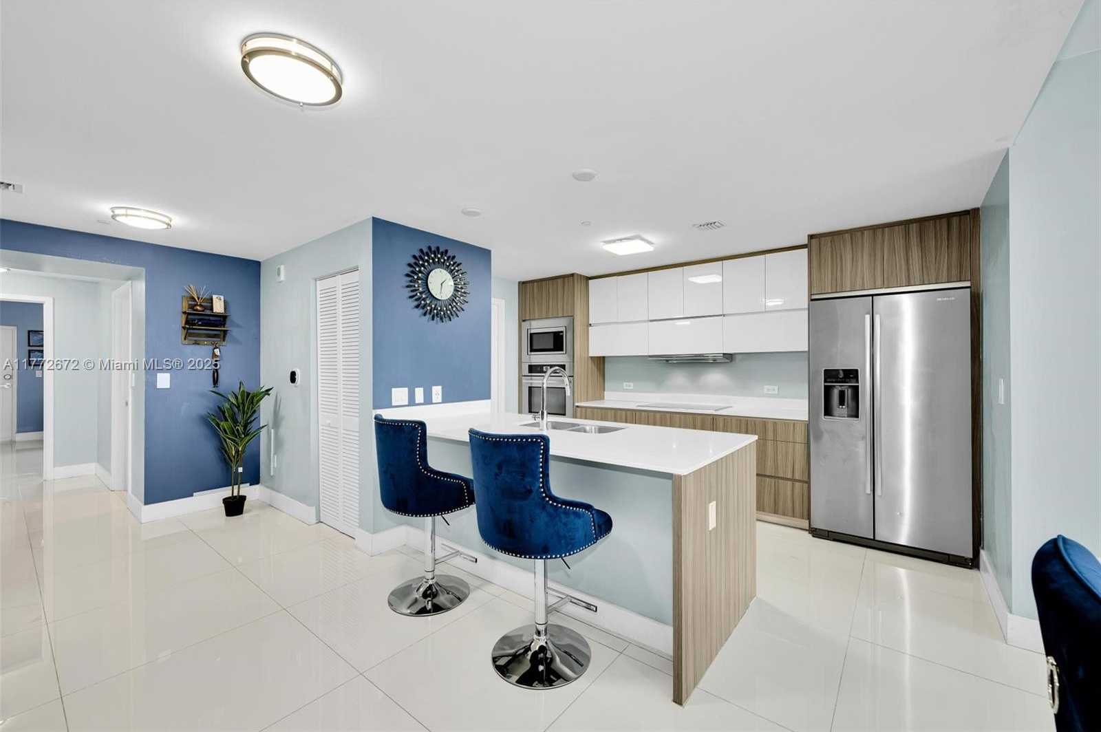 Small Image of 600 NE 27TH ST #803, Miami Number 7