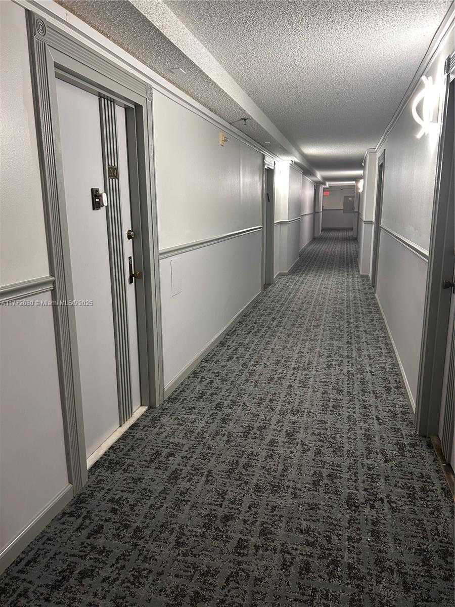 Small Image of 16919 NORTH BAY RD #214, Sunny Isles Beach Number 12