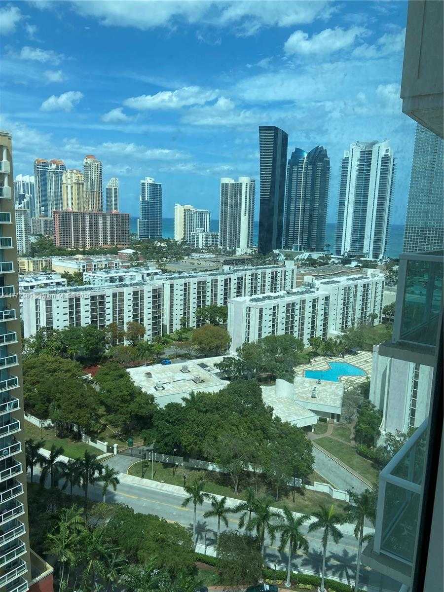 Small Image of 16919 NORTH BAY RD #214, Sunny Isles Beach Number 4