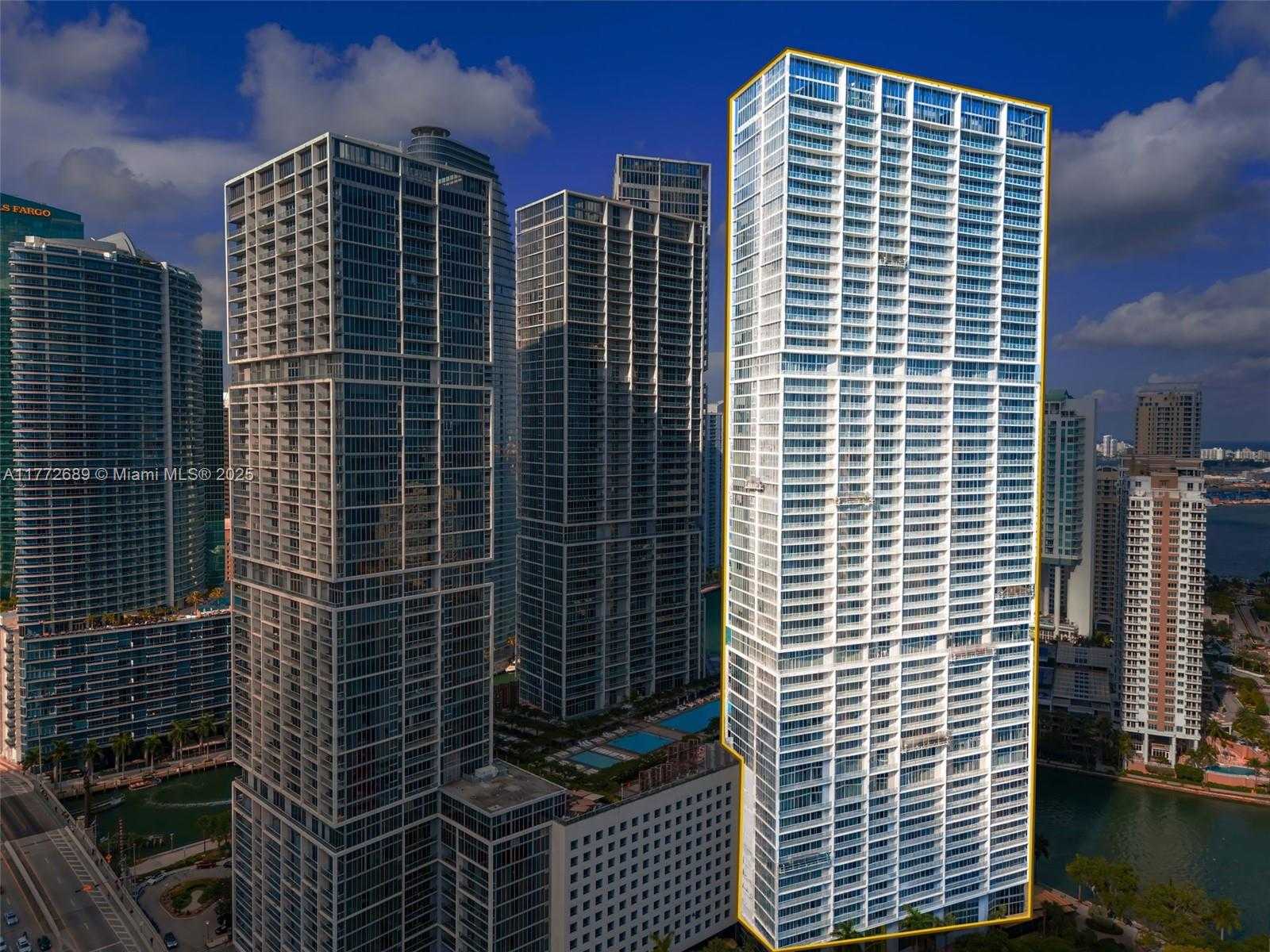 Small Image of 495 BRICKELL AVE #4502, Miami Number 15