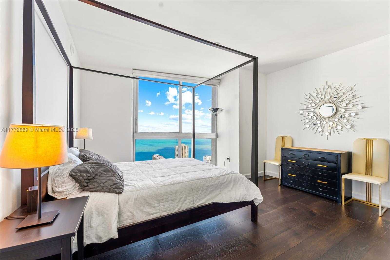 Small Image of 495 BRICKELL AVE #4502, Miami Number 21
