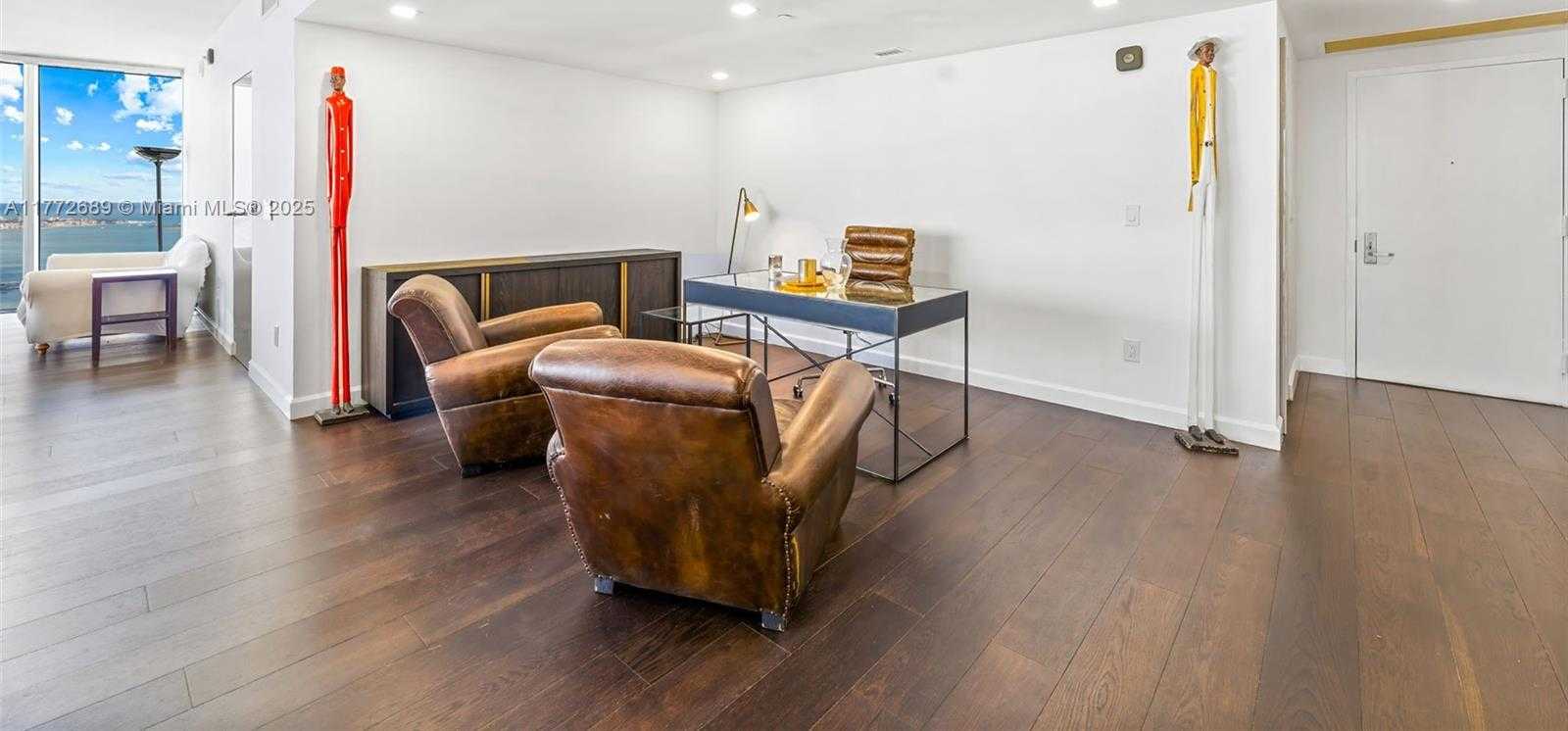 Small Image of 495 BRICKELL AVE #4502, Miami Number 9