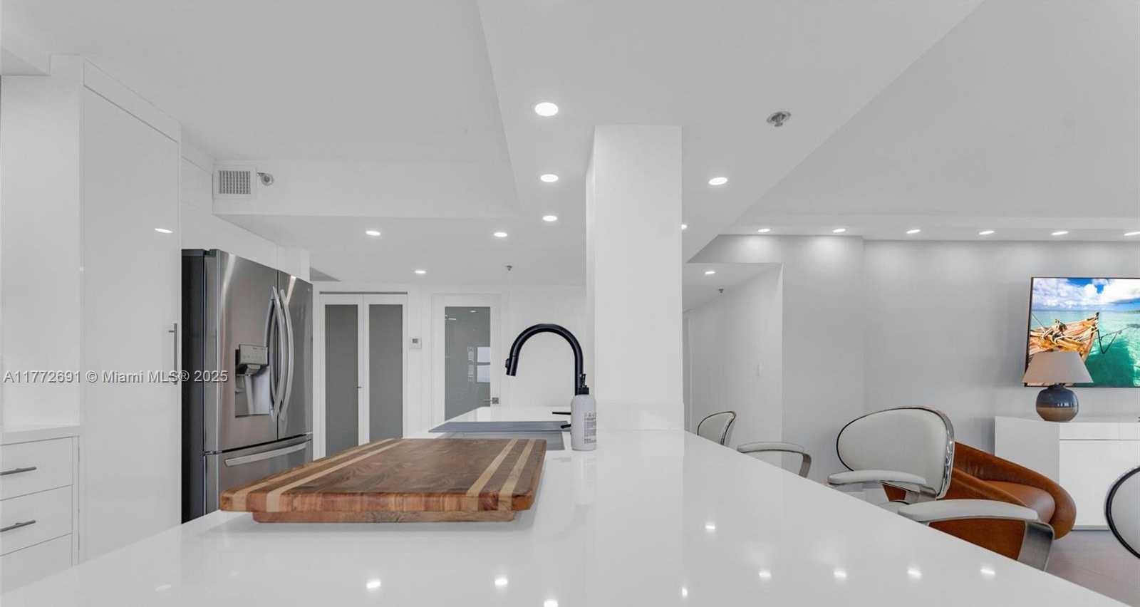 Small Image of 1201 SOUTH OCEAN DR #1001S, Hollywood Number 11