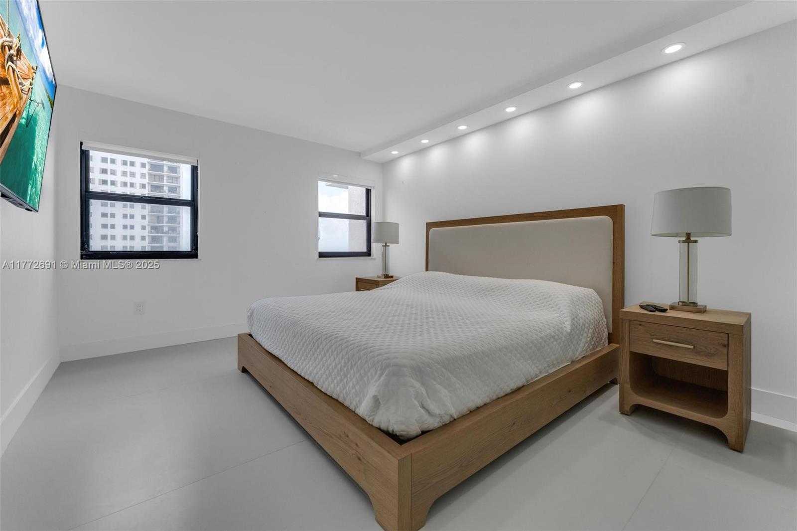 Small Image of 1201 SOUTH OCEAN DR #1001S, Hollywood Number 21