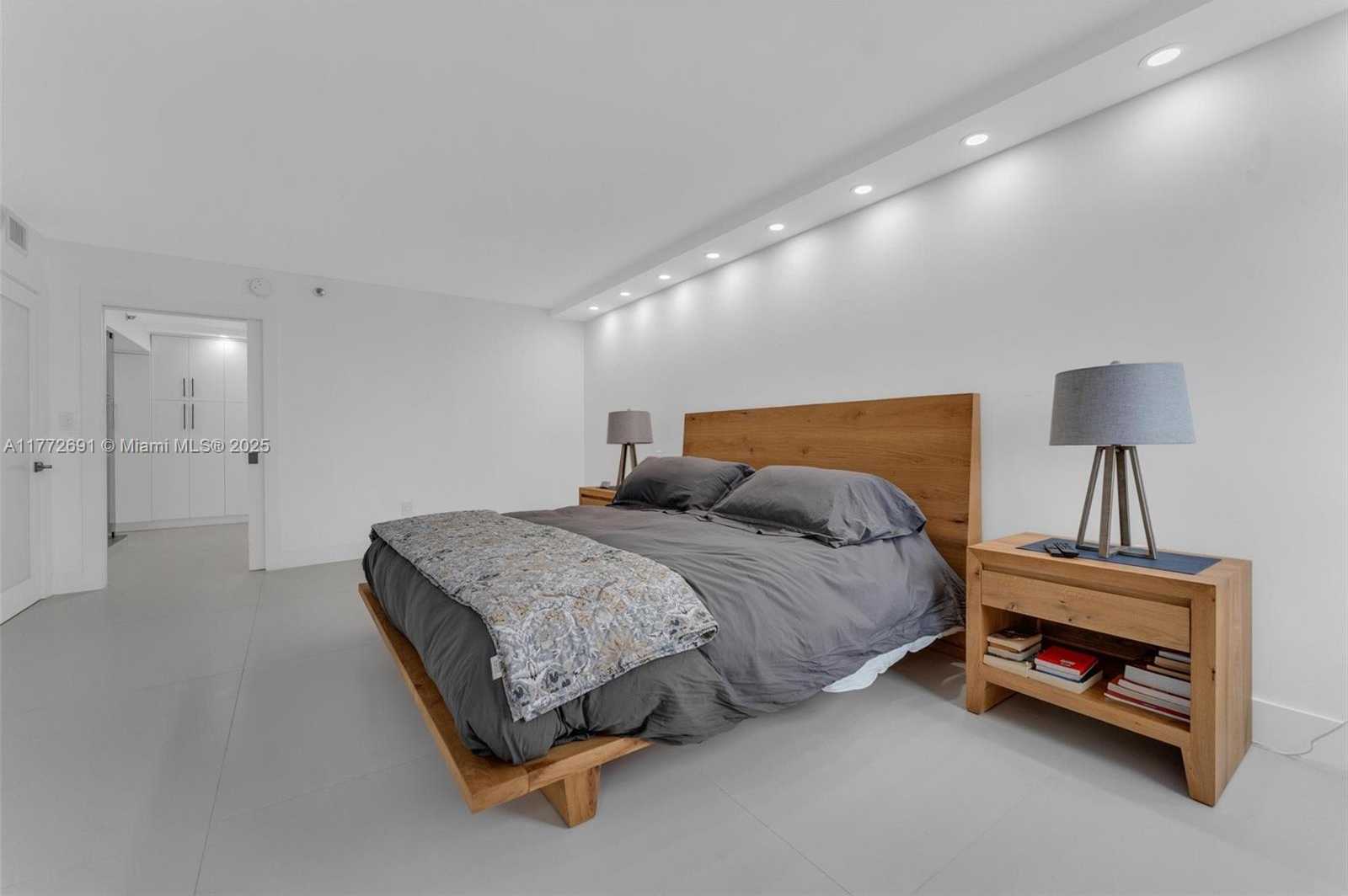 Small Image of 1201 SOUTH OCEAN DR #1001S, Hollywood Number 28