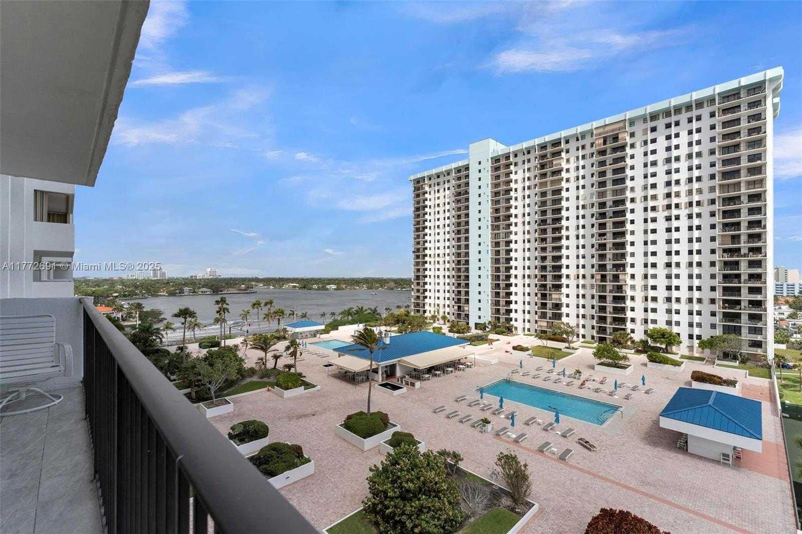 Small Image of 1201 SOUTH OCEAN DR #1001S, Hollywood Number 5