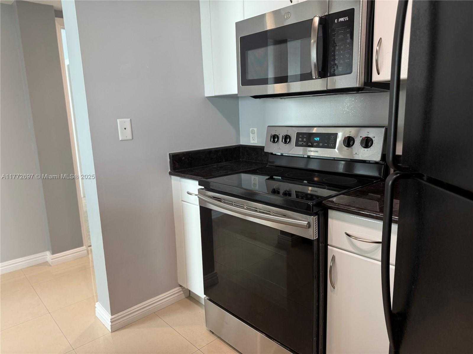 Small Image of 9201 COLLINS AVE #521, Surfside Number 10
