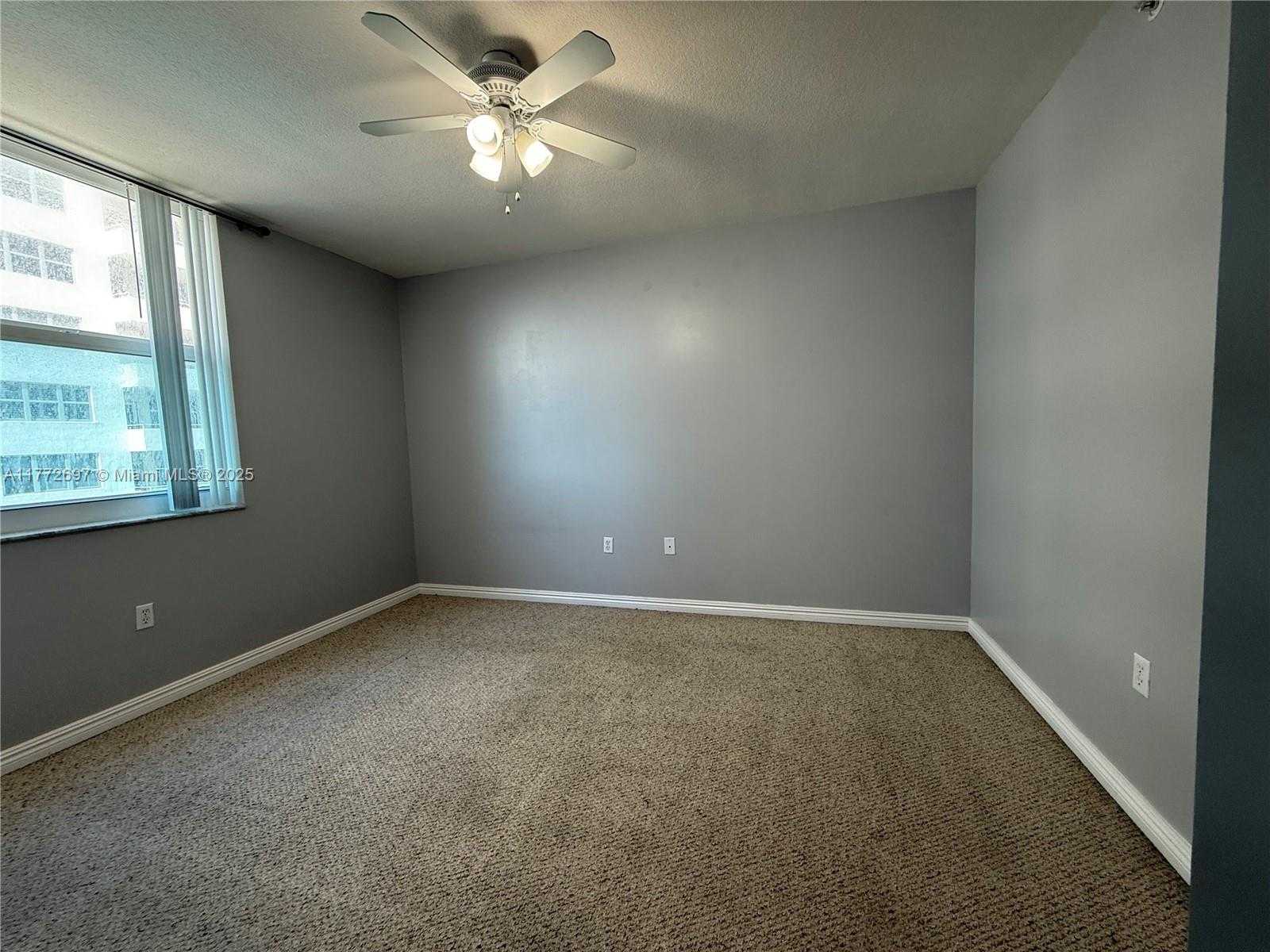 Small Image of 9201 COLLINS AVE #521, Surfside Number 49