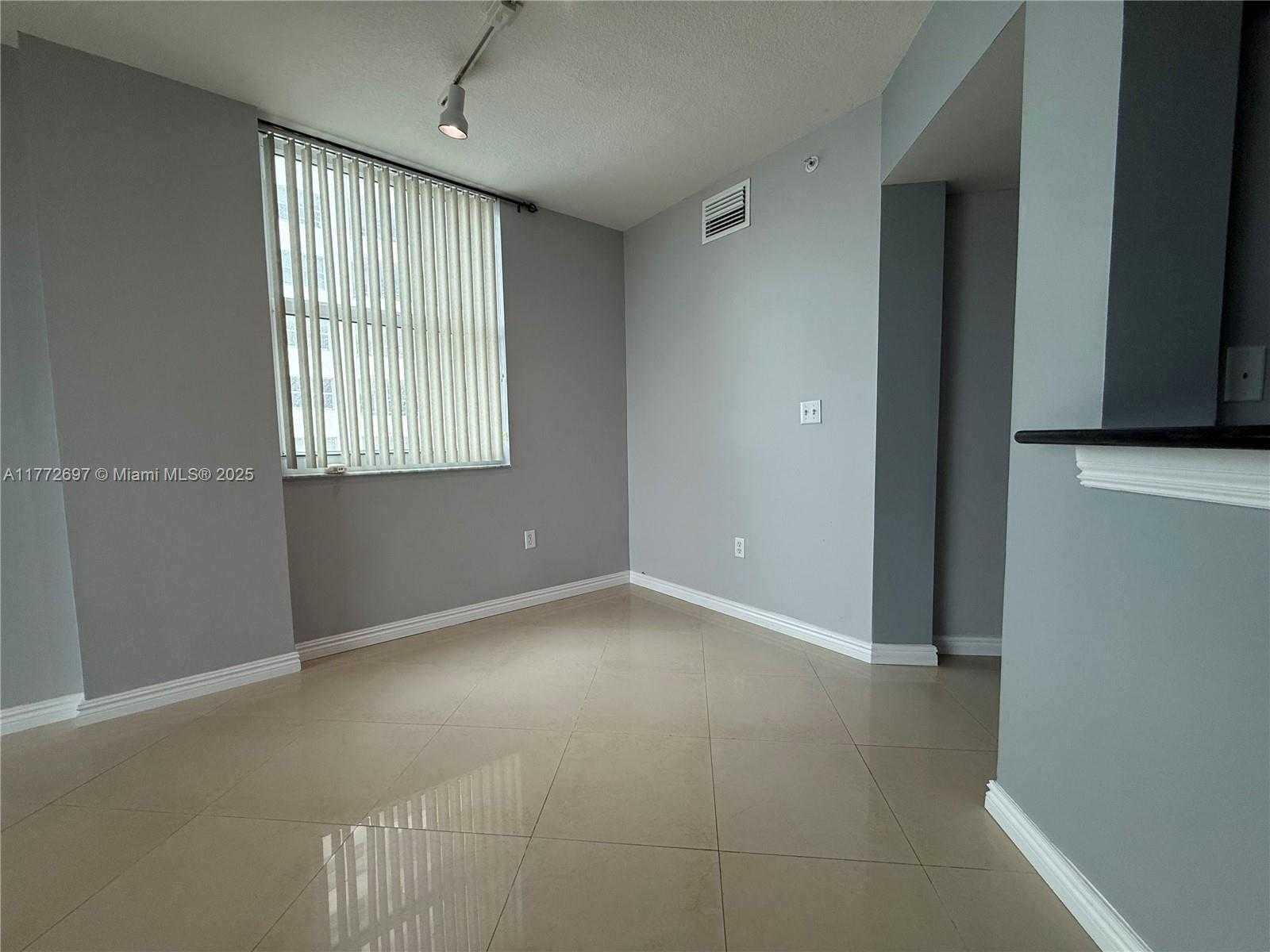 Small Image of 9201 COLLINS AVE #521, Surfside Number 5