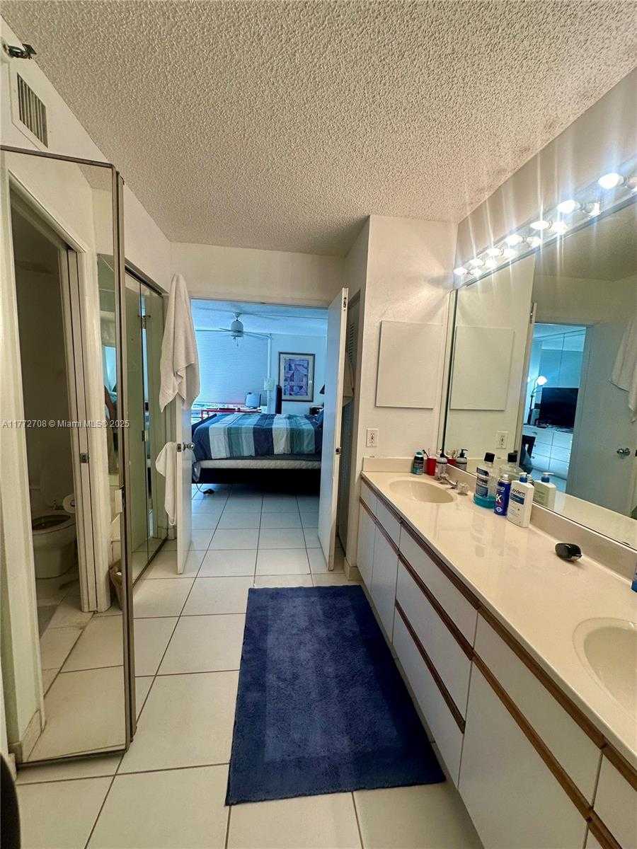 Small Image of 19101 NORTH EAST 36TH CT #302, Aventura Number 10