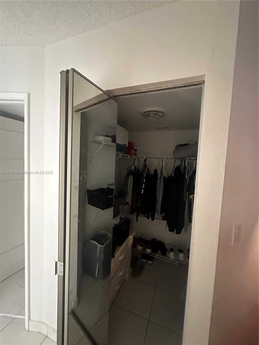 Small Image of 19101 NORTH EAST 36TH CT #302, Aventura Number 14