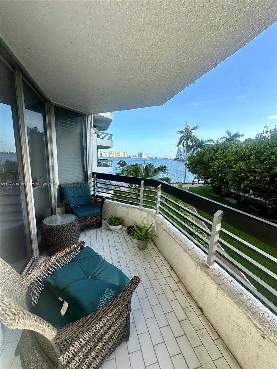 Small Image of 19101 NORTH EAST 36TH CT #302, Aventura Number 4