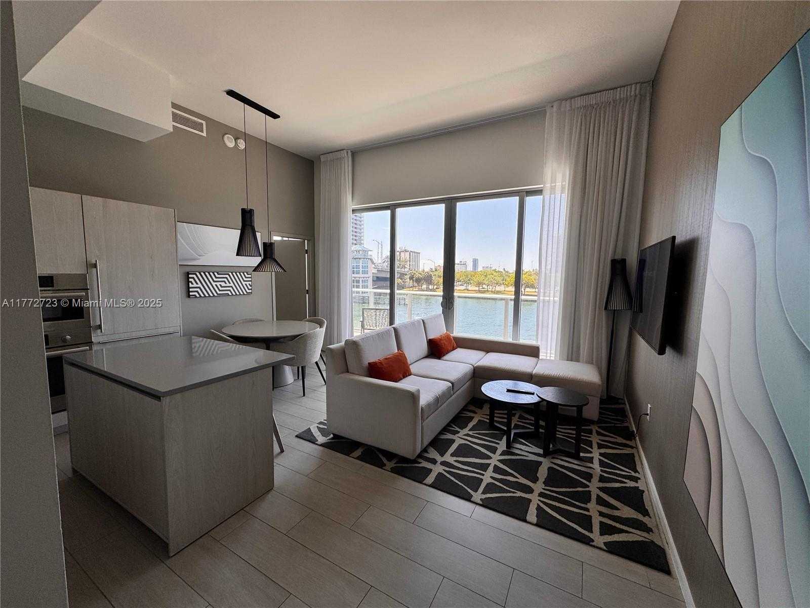 Small Image of 4010 SOUTH OCEAN DR #R204, Hollywood Number 2
