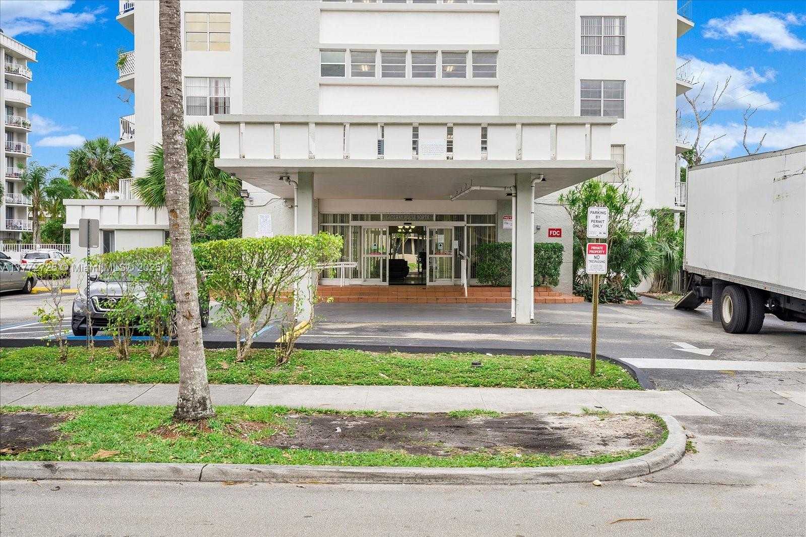 Small Image of 16740 NORTH EAST 9TH AVE #302, North Miami Beach Number 12