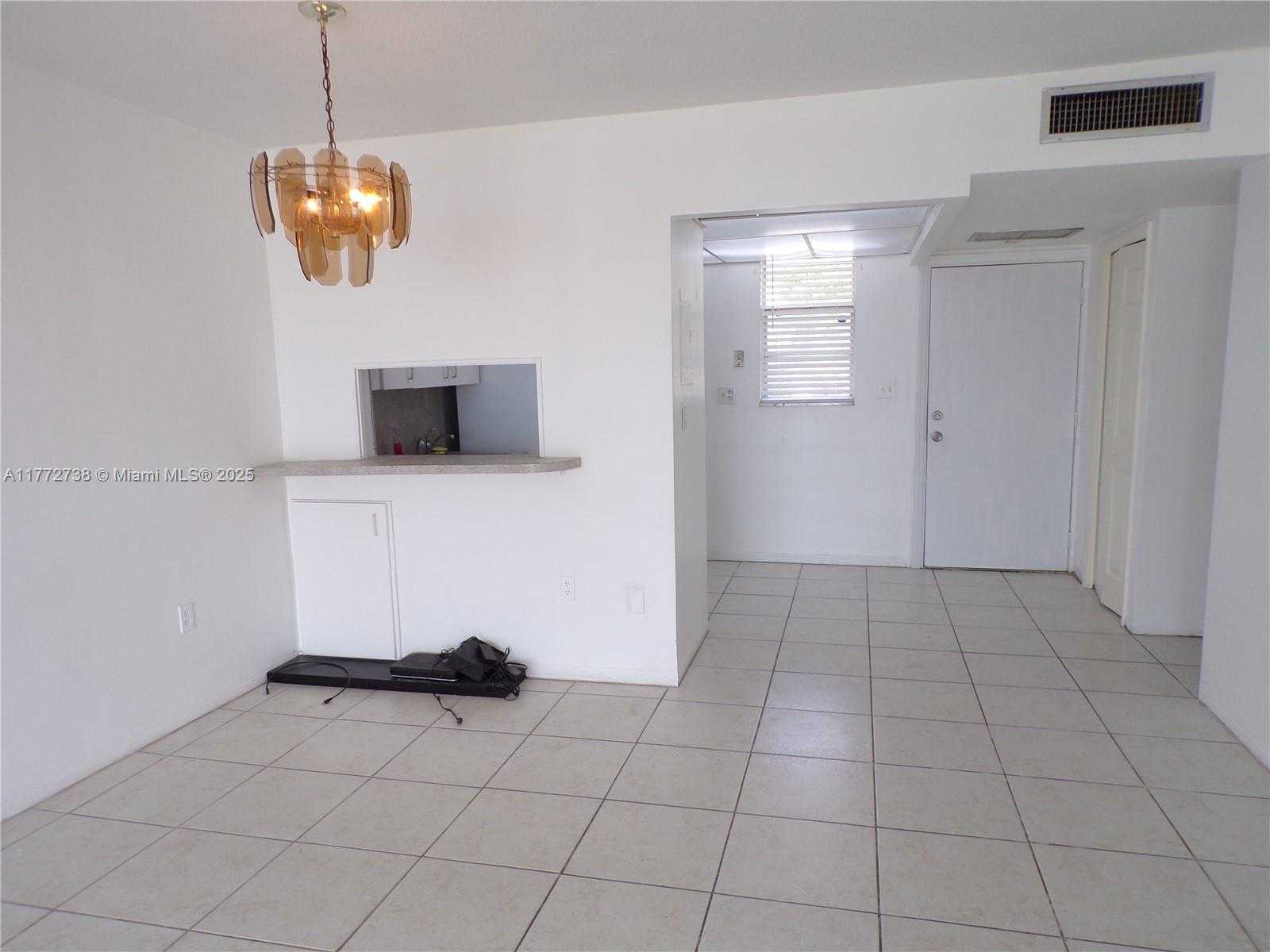 Small Image of 2920 POINT EAST DR #N111, Aventura Number 10