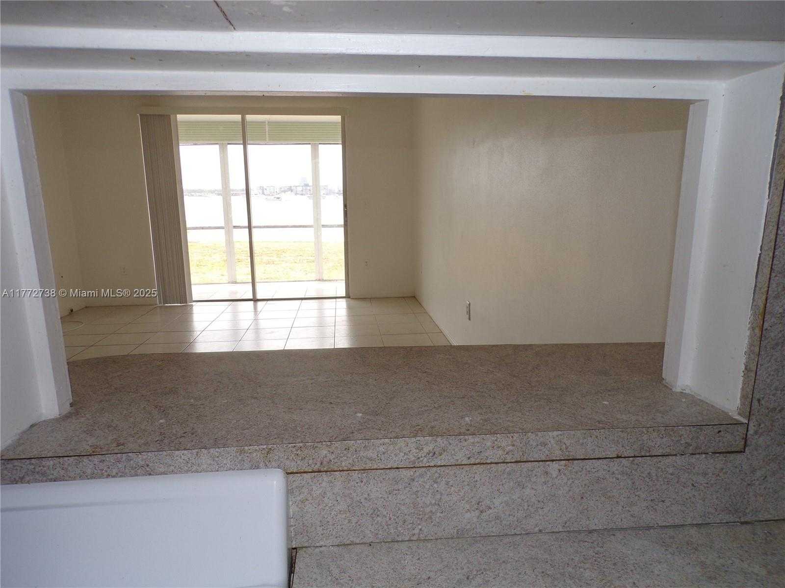 Small Image of 2920 POINT EAST DR #N111, Aventura Number 20