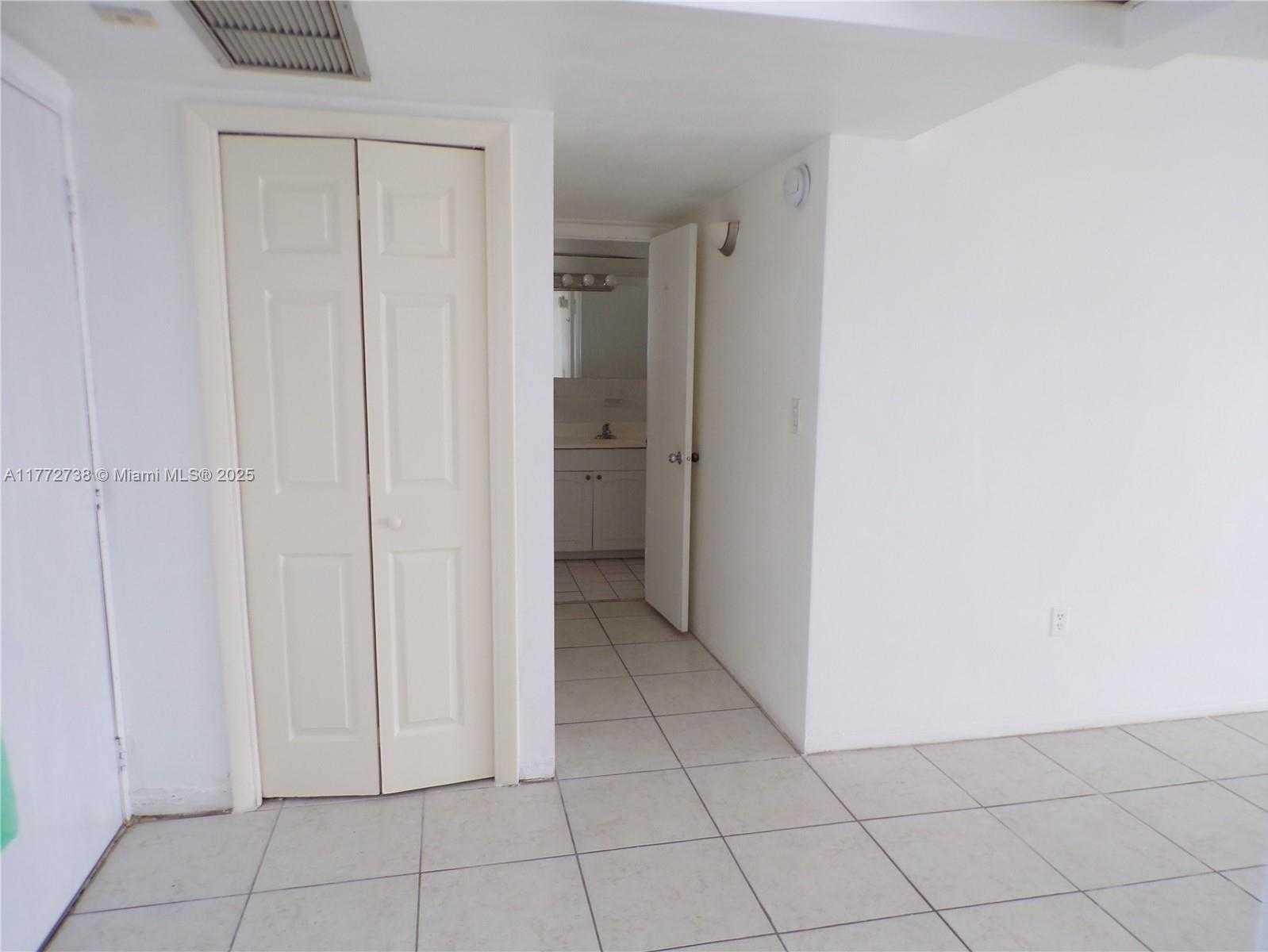 Small Image of 2920 POINT EAST DR #N111, Aventura Number 21