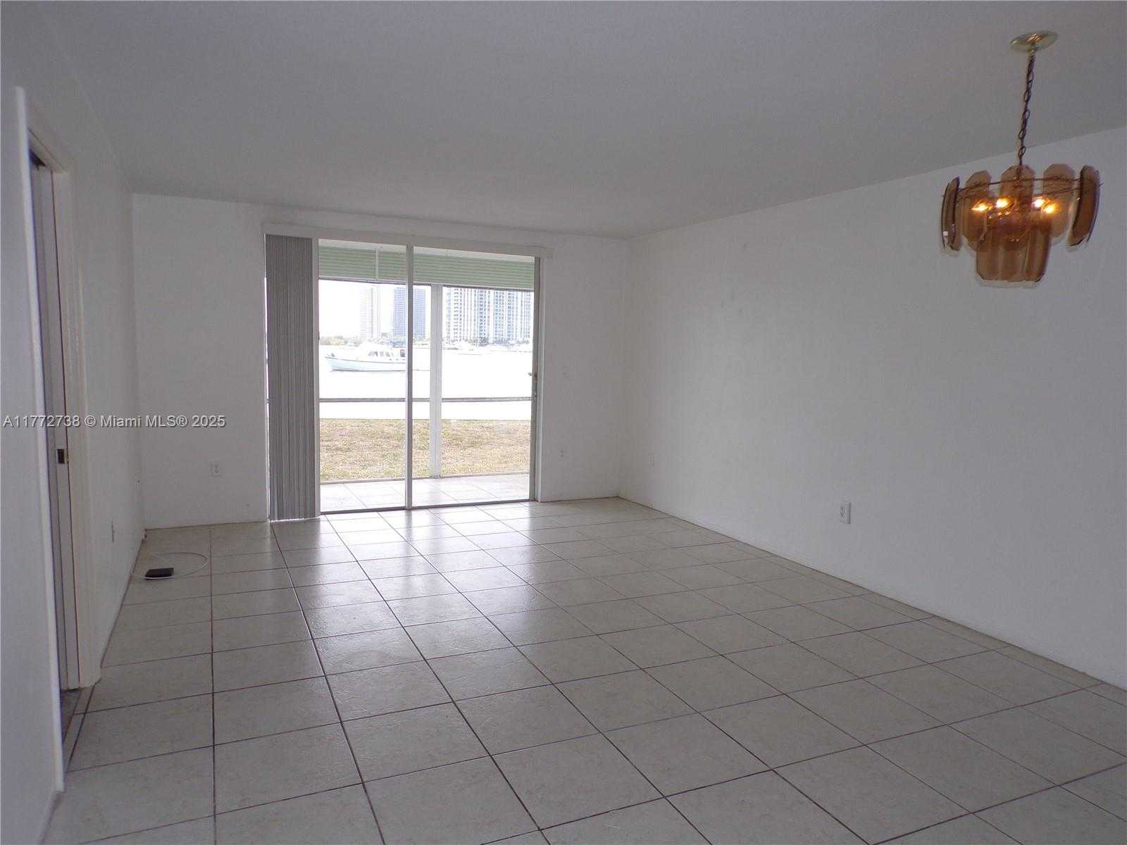 Small Image of 2920 POINT EAST DR #N111, Aventura Number 23