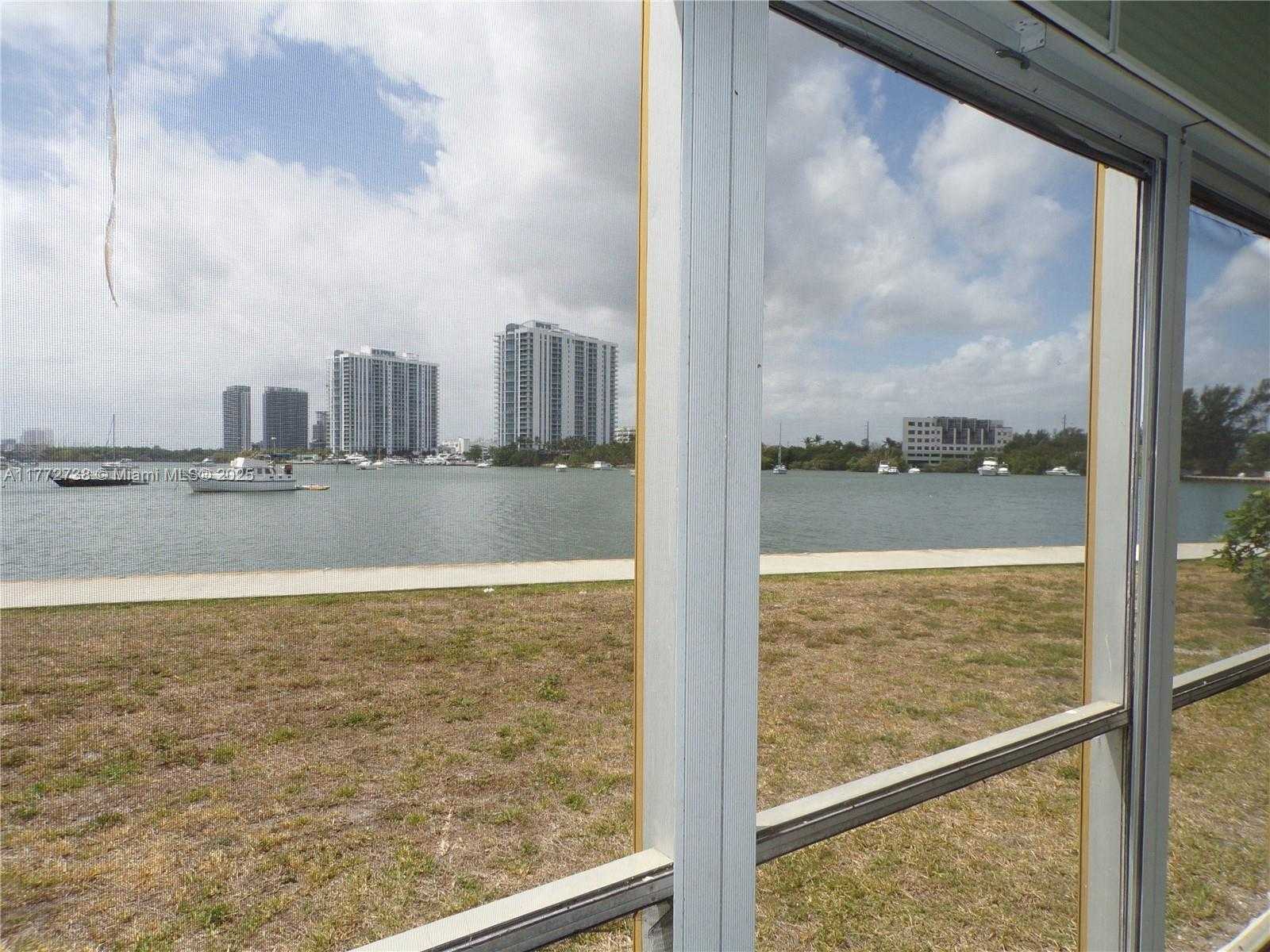 Small Image of 2920 POINT EAST DR #N111, Aventura Number 3