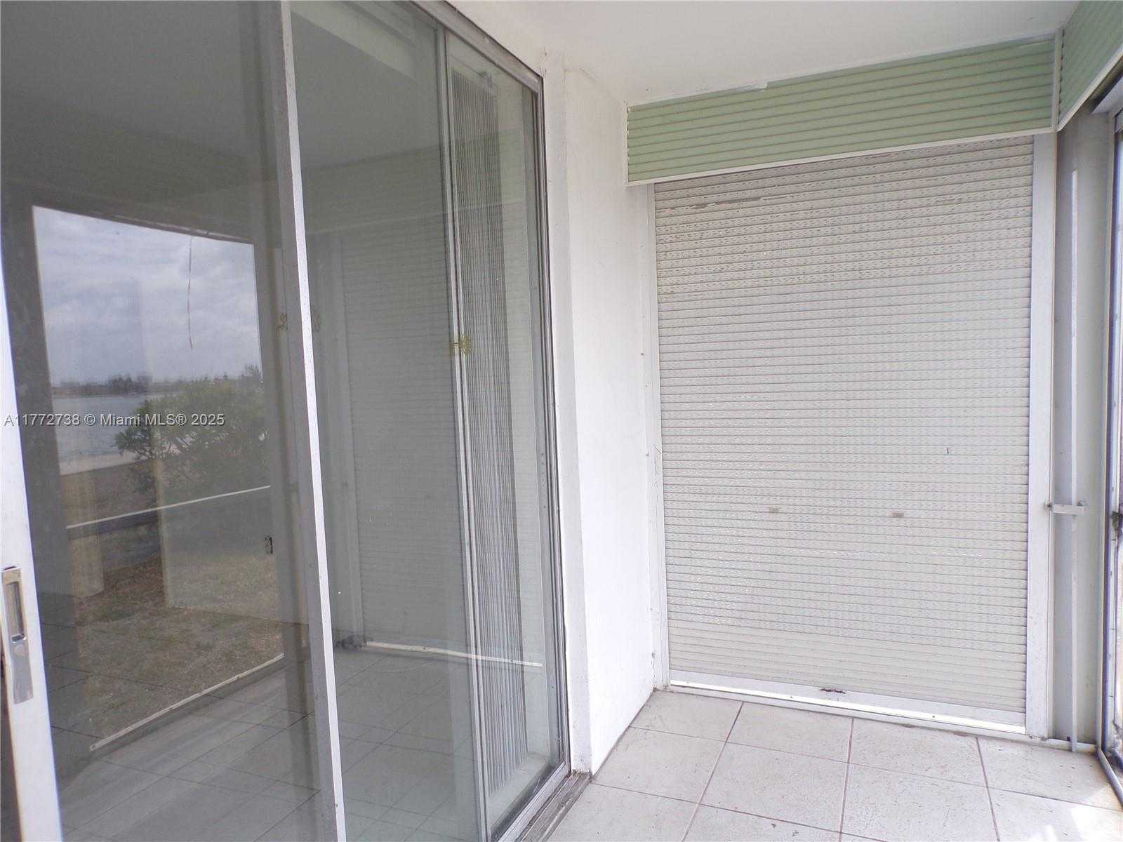 Small Image of 2920 POINT EAST DR #N111, Aventura Number 7