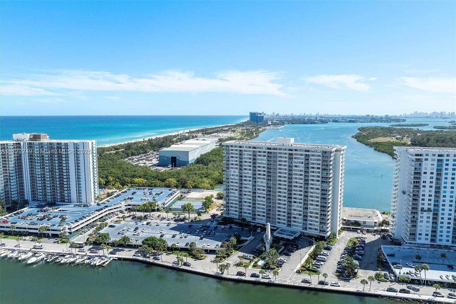 Small Image of 300 BAYVIEW DR #308, Sunny Isles Beach Number 25