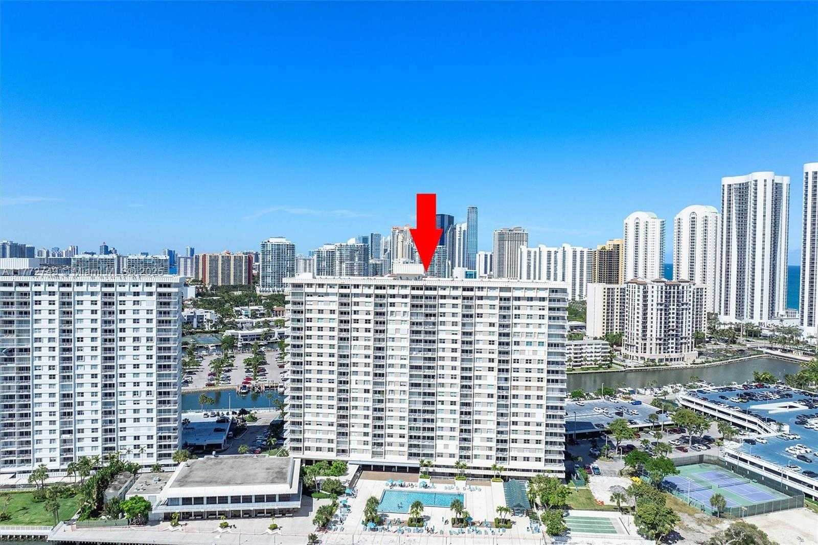 Small Image of 300 BAYVIEW DR #308, Sunny Isles Beach Number 33