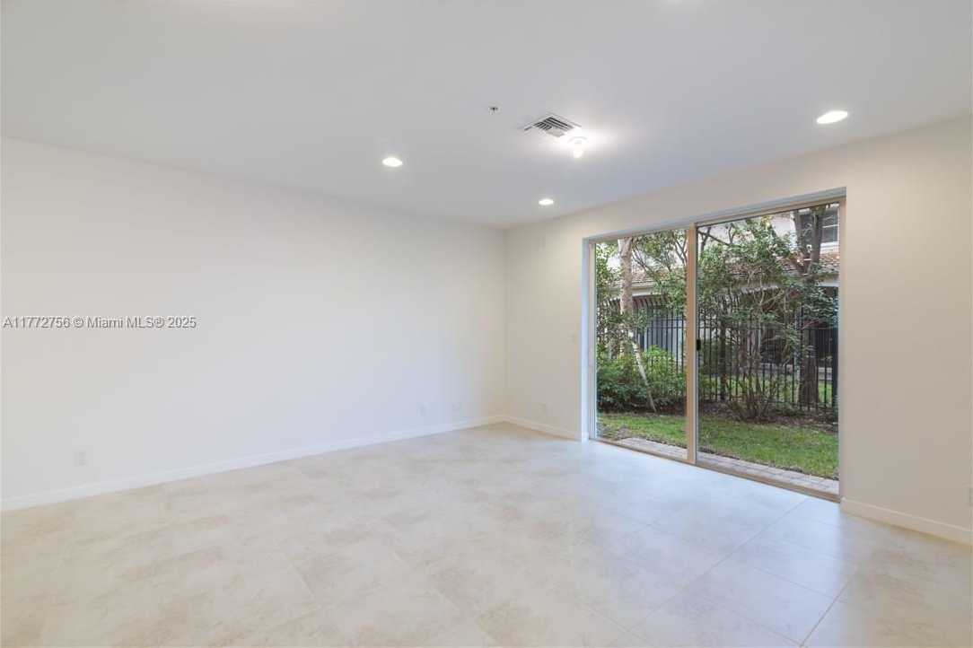 Small Image of 2664 SOUTH WEST 81ST TER #2666, Miramar Number 23