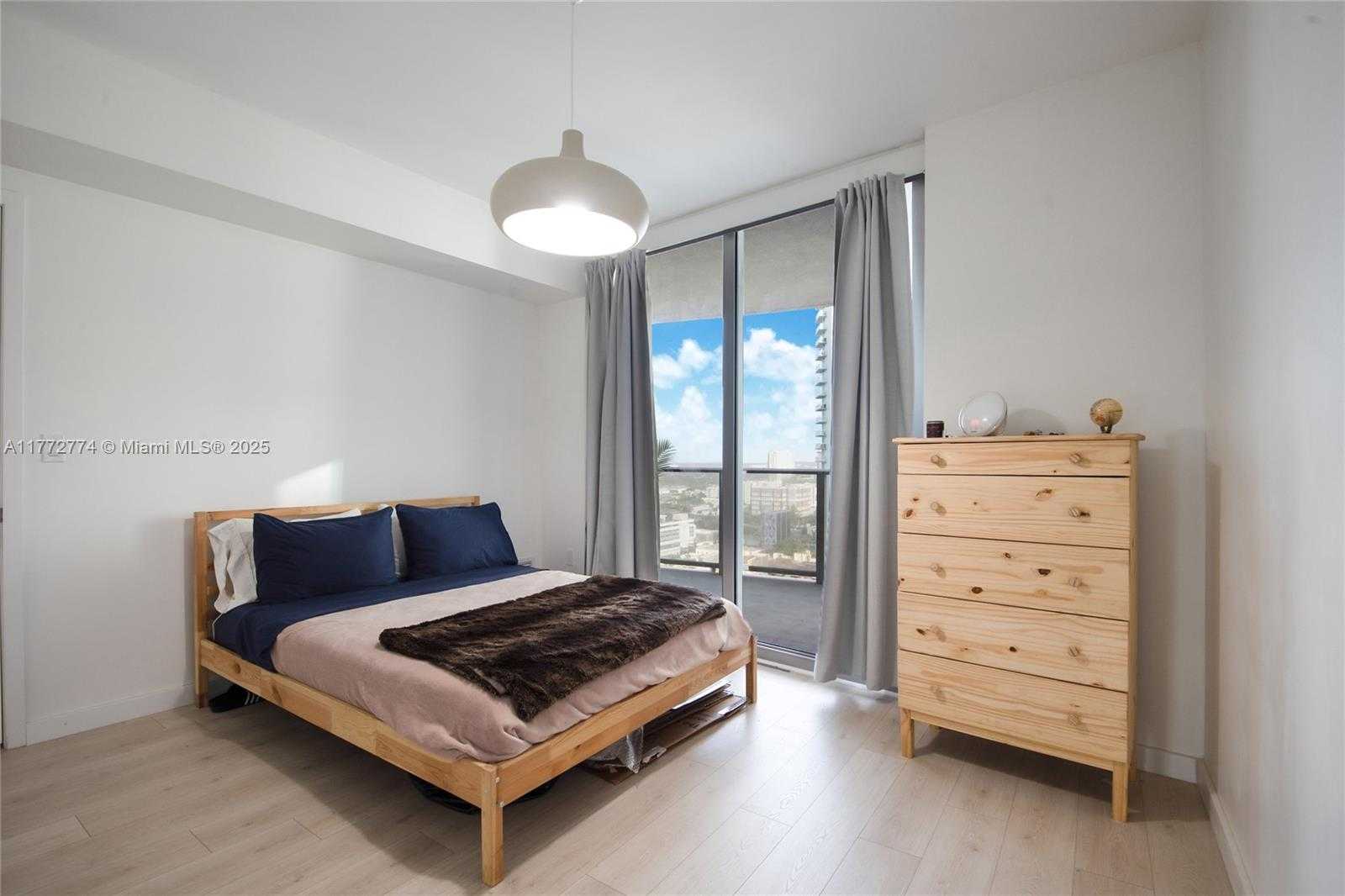 Small Image of 488 NORTH EAST 18TH ST #2503, Miami Number 5