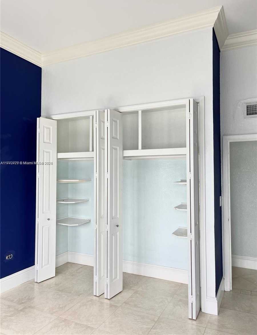 Small Image of 7545 EAST TREASURE DR #10H, North Bay Village Number 15